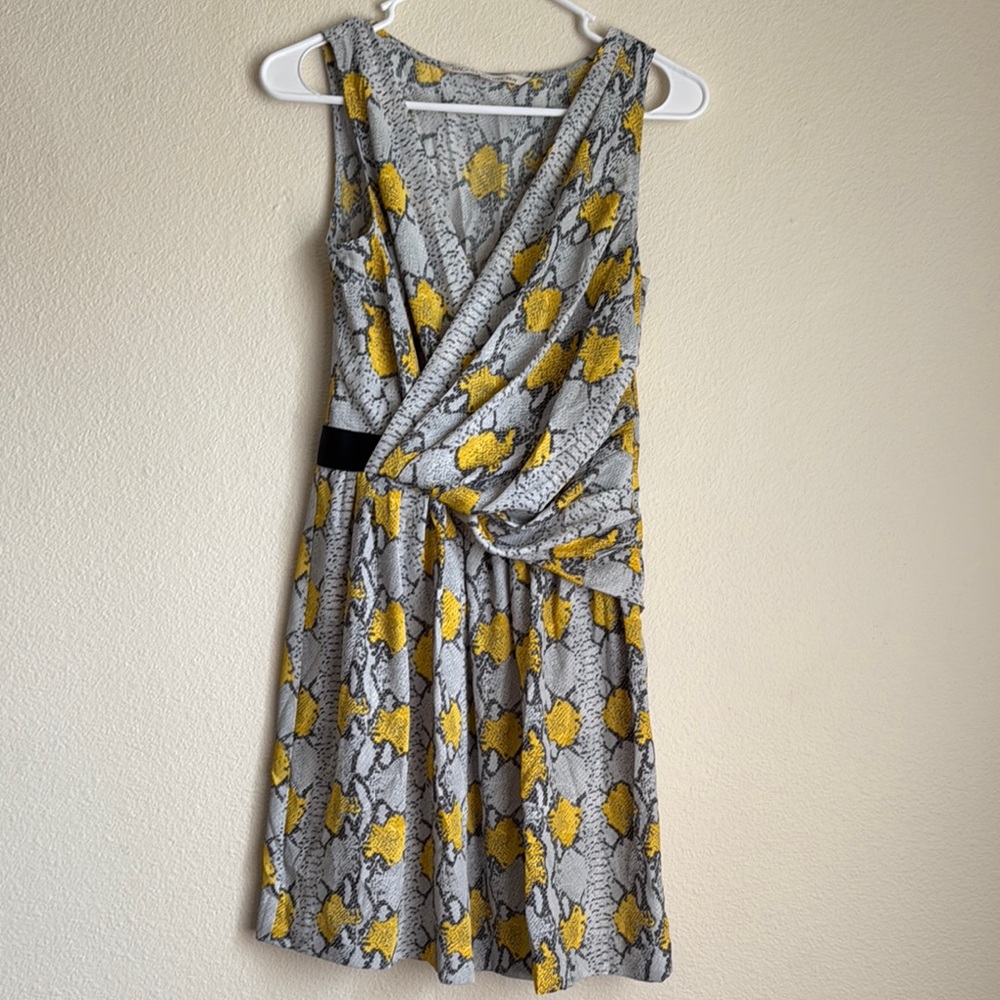 RACHEL Rachel Roy Asymmetrical Yellow and Gray Pleated Sundress